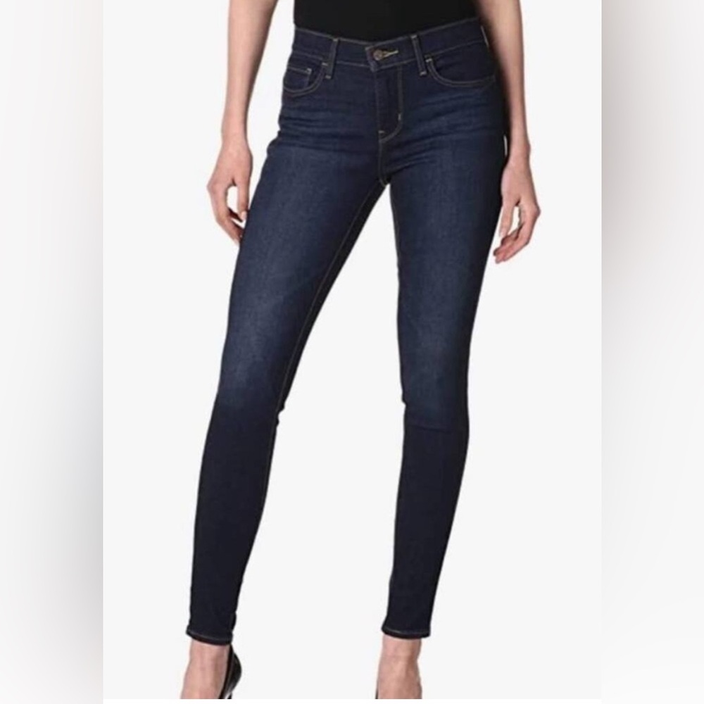 Levi's Women's 710 Super Skinny Jeans, Dark Rinse, Sz 30 Short